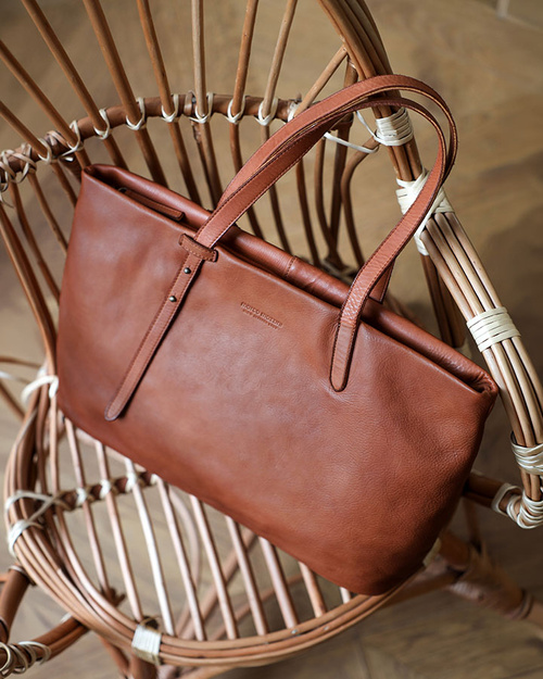 Torebka shopper z miękkiej skóry licowej do pracy brąz camel - Marco Mazzini 